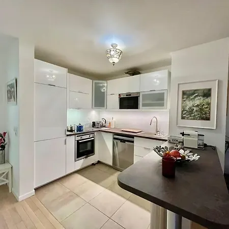 Lägenhet Modern Stylish Secure 2br Near Paris Private Parking *