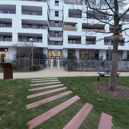 아파트 Modern Stylish Secure 2br Near Paris Private Parking