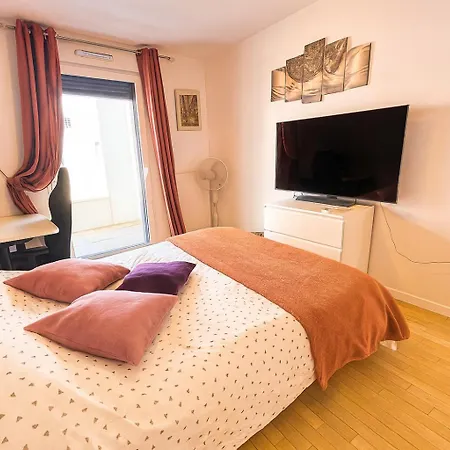 Lägenhet Modern Stylish Secure 2br Near Paris Private Parking Rueil-Malmaison